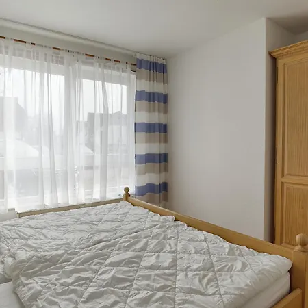 Sandstrand Fw 17 Apartman *